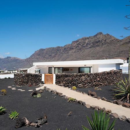 Lanzarote Famara Beach Bungalow Exteriér fotografie