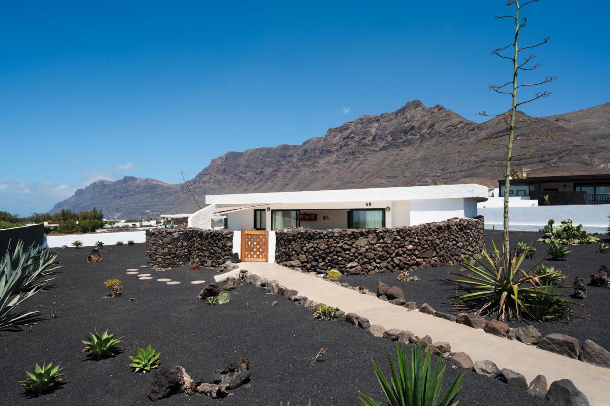 Lanzarote Famara Beach Bungalow Exteriér fotografie