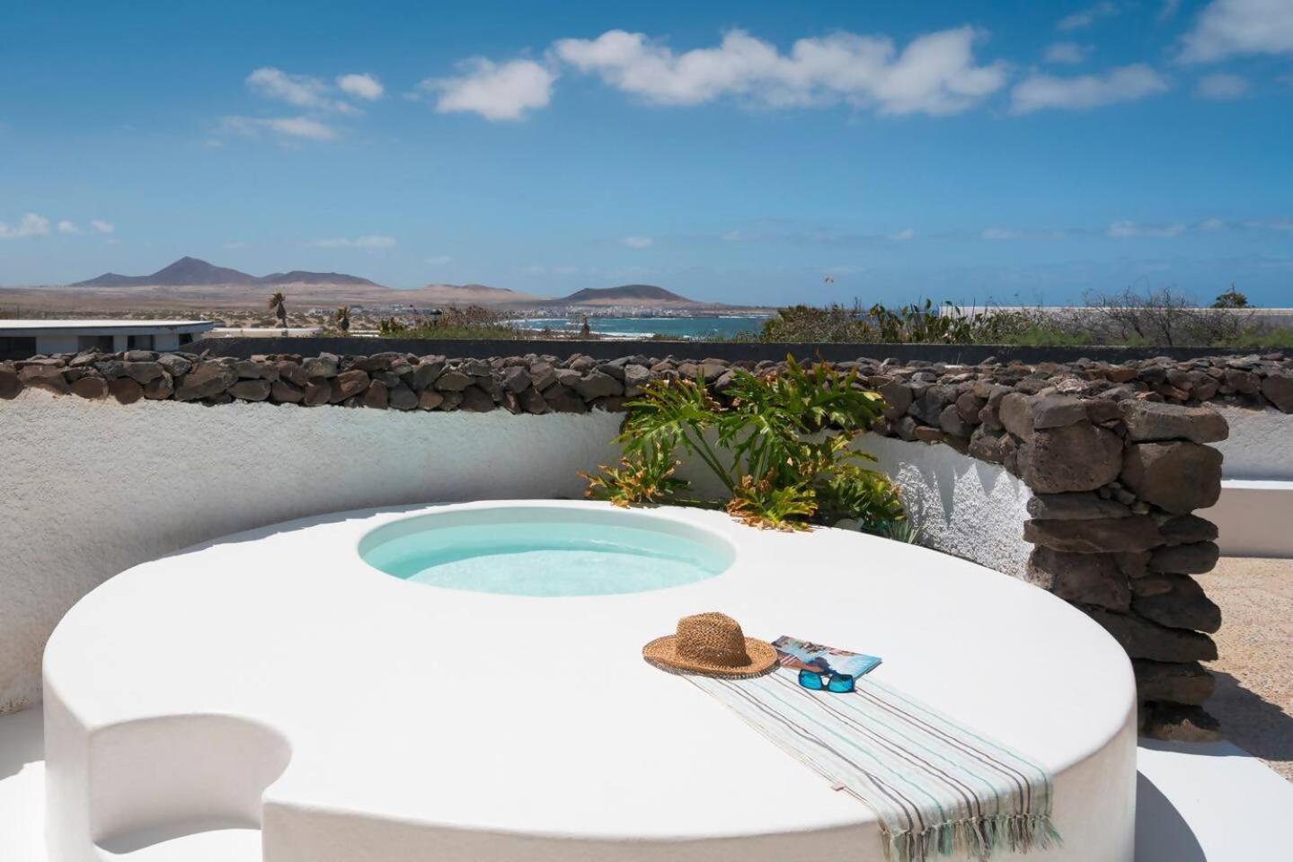 Lanzarote Famara Beach Bungalow Exteriér fotografie
