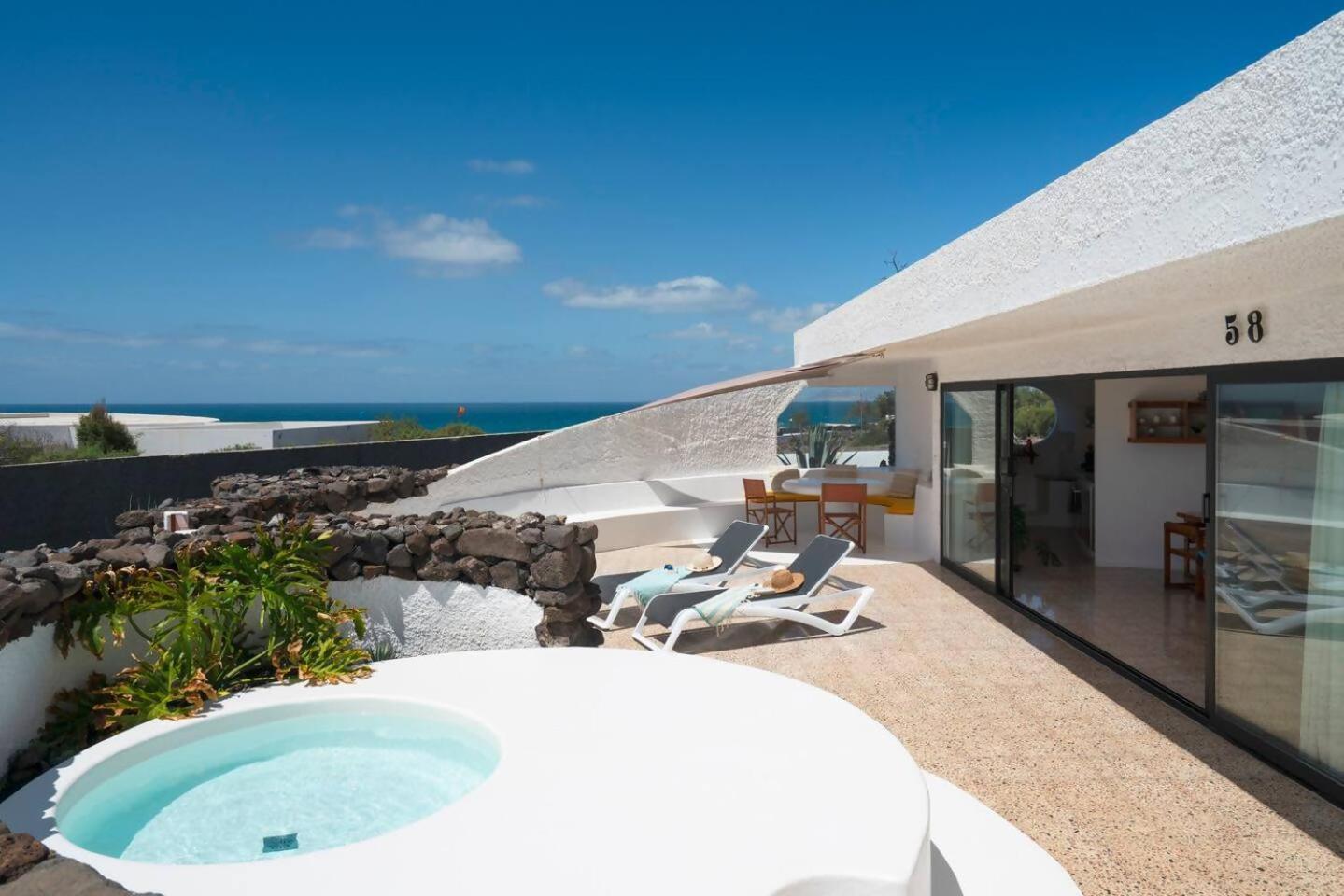Lanzarote Famara Beach Bungalow Exteriér fotografie