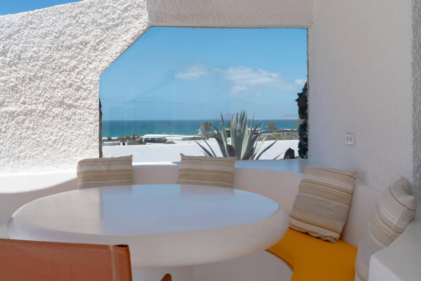 Lanzarote Famara Beach Bungalow Exteriér fotografie